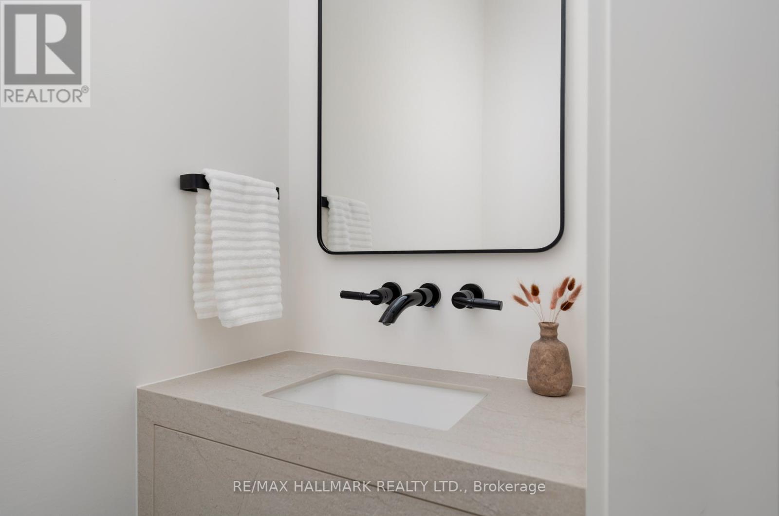 72 Marmot Street, Toronto, Ontario  M4S 2T5 - Photo 8 - C12817516