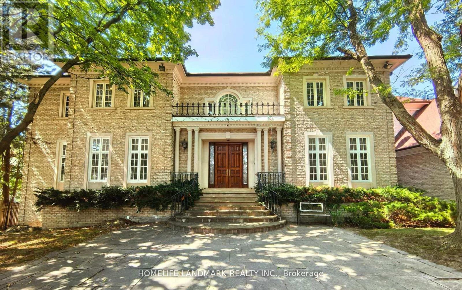 42 MARYVALE CRESCENT, Richmond Hill, Ontario