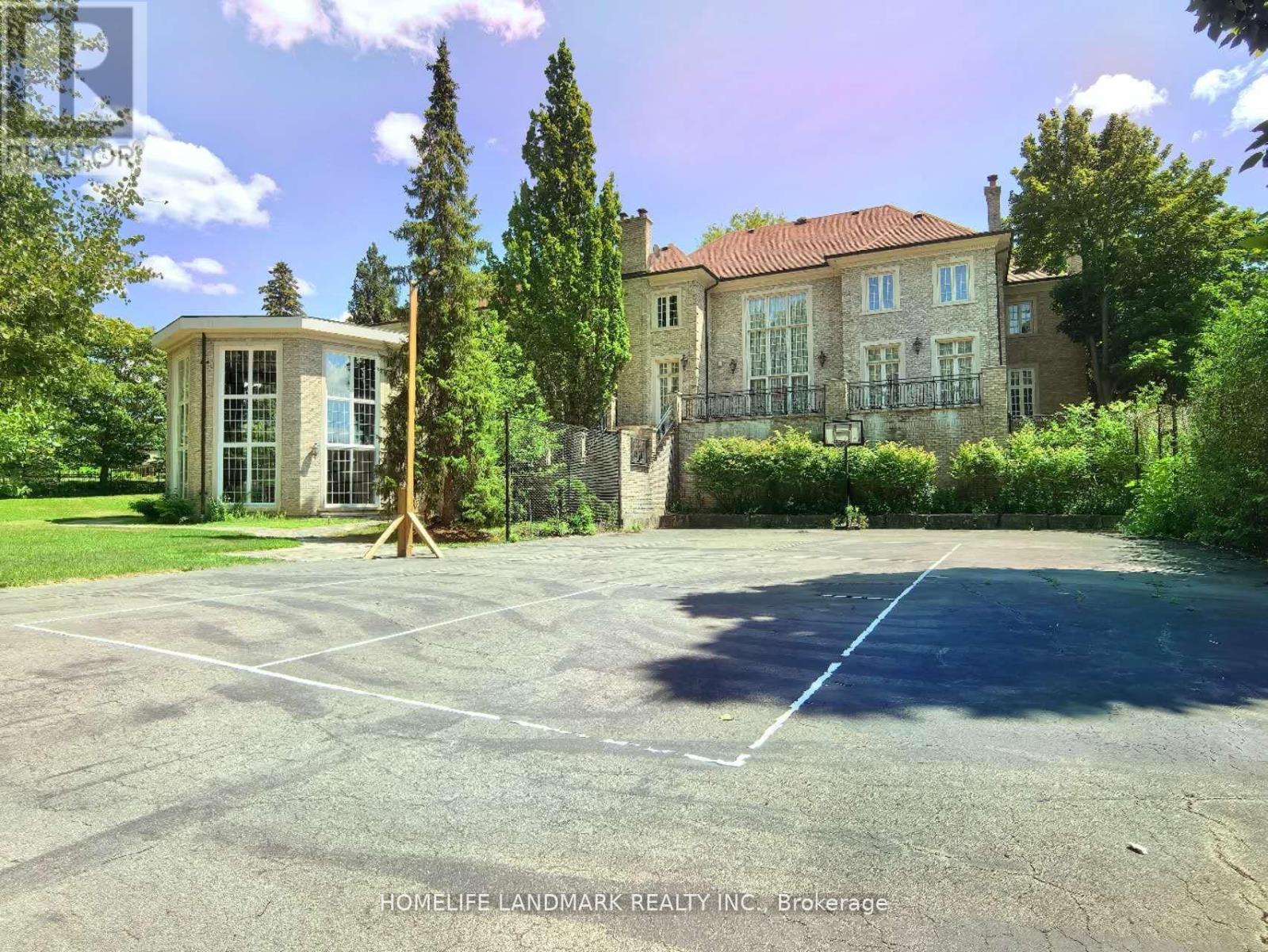 42 Maryvale Crescent, Richmond Hill, Ontario  L4C 6P8 - Photo 6 - N12817524