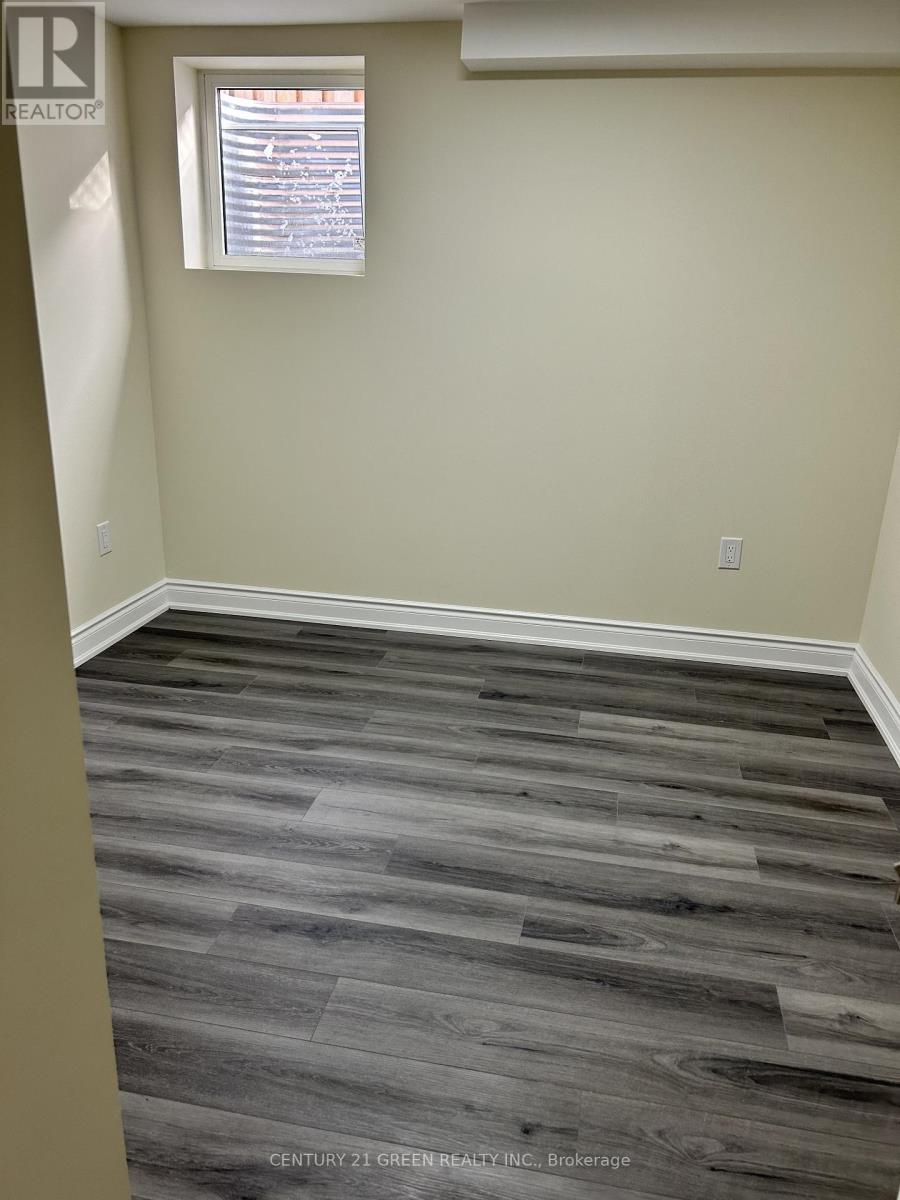 Bsmt - 75 Drinkwater Road, Brampton, Ontario  L6Y 4T8 - Photo 5 - W12817508