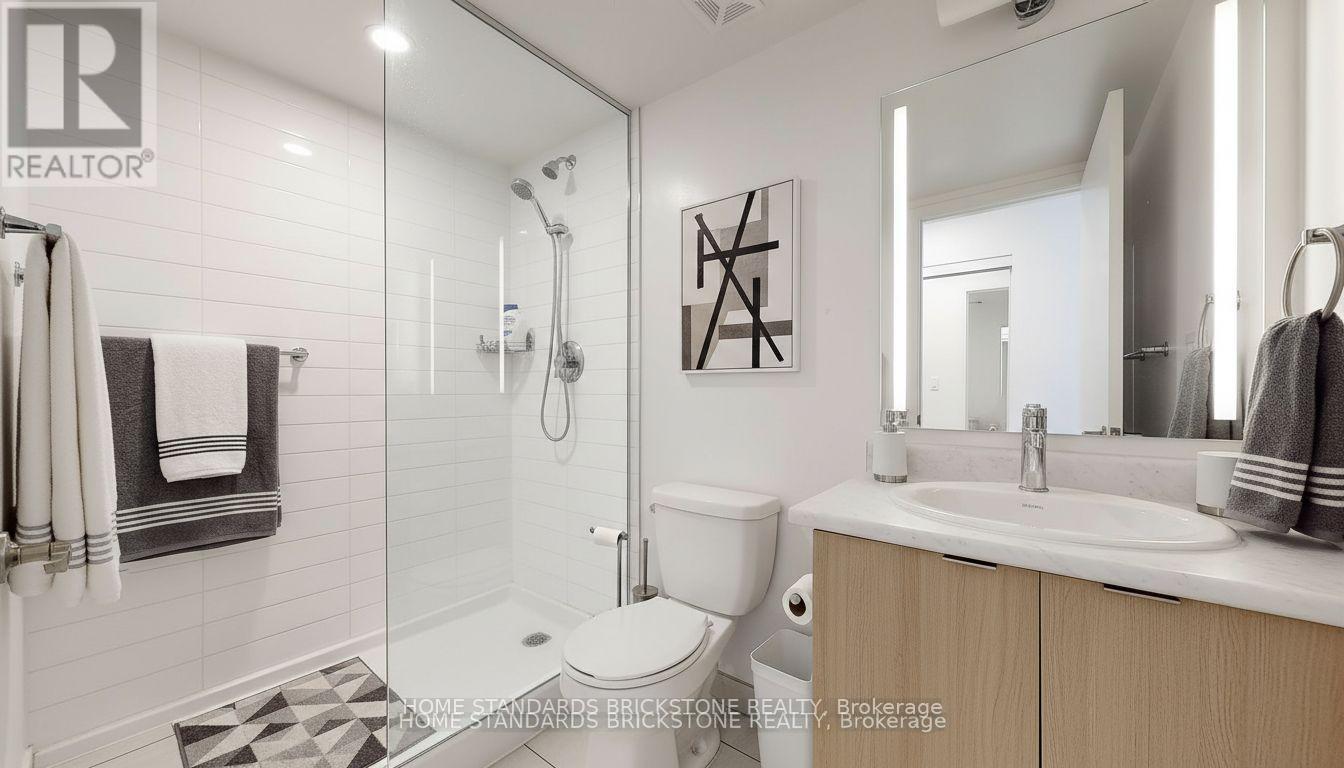 H212 - 90 Canon Jackson Drive, Toronto, Ontario  M6M 0C1 - Photo 3 - W12817534