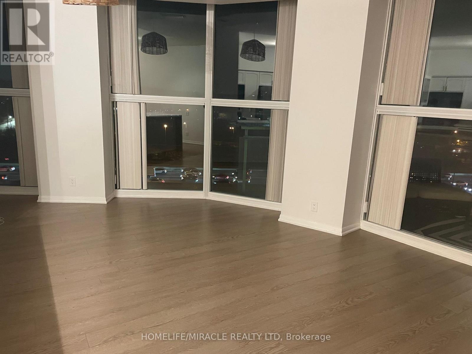 801 - 2067 Lake Shore Boulevard, Toronto, Ontario  M8V 4B8 - Photo 10 - W12817556