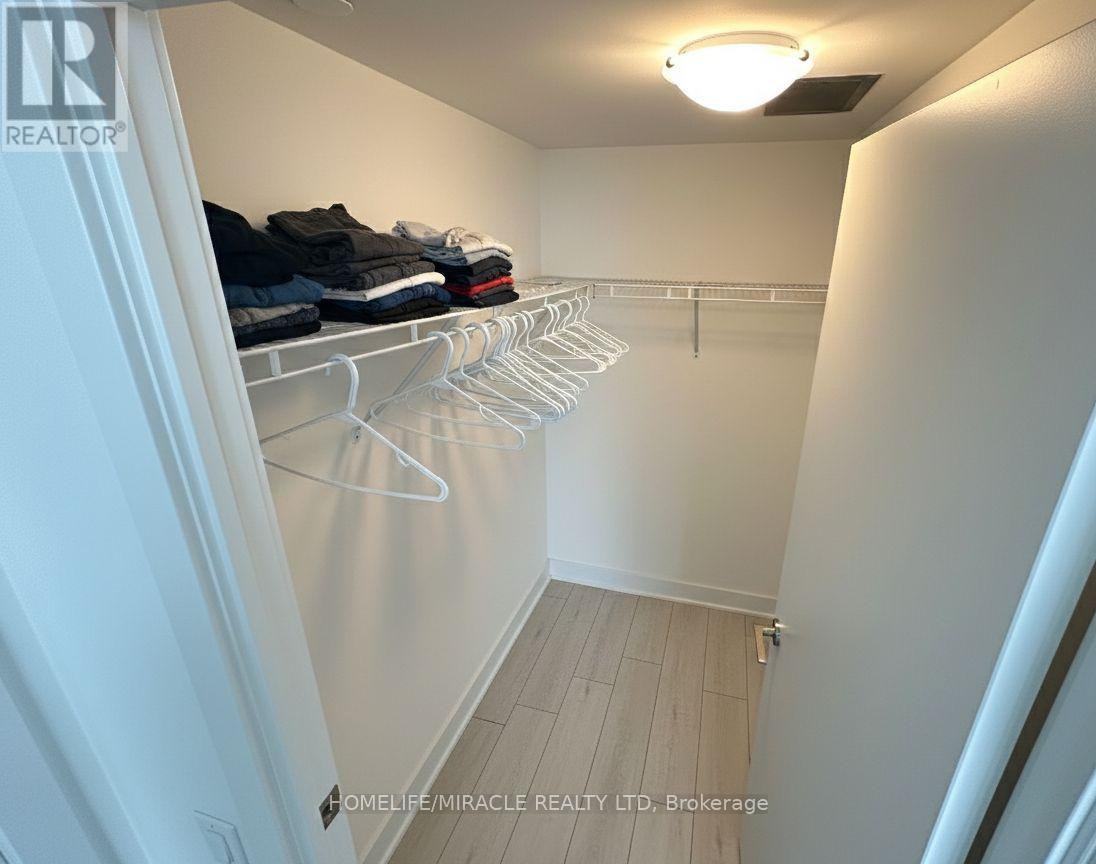 1003 - 55 Duke Street W, Kitchener, Ontario  N2H 0C9 - Photo 8 - X12817554