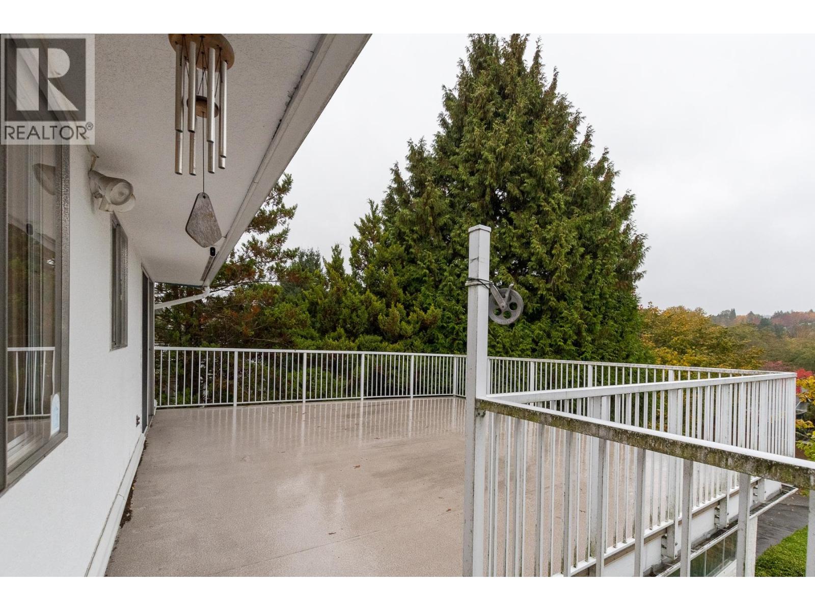 1250 Delta Avenue, Burnaby, British Columbia V5B 3G2 - Photo 29 - R3083551