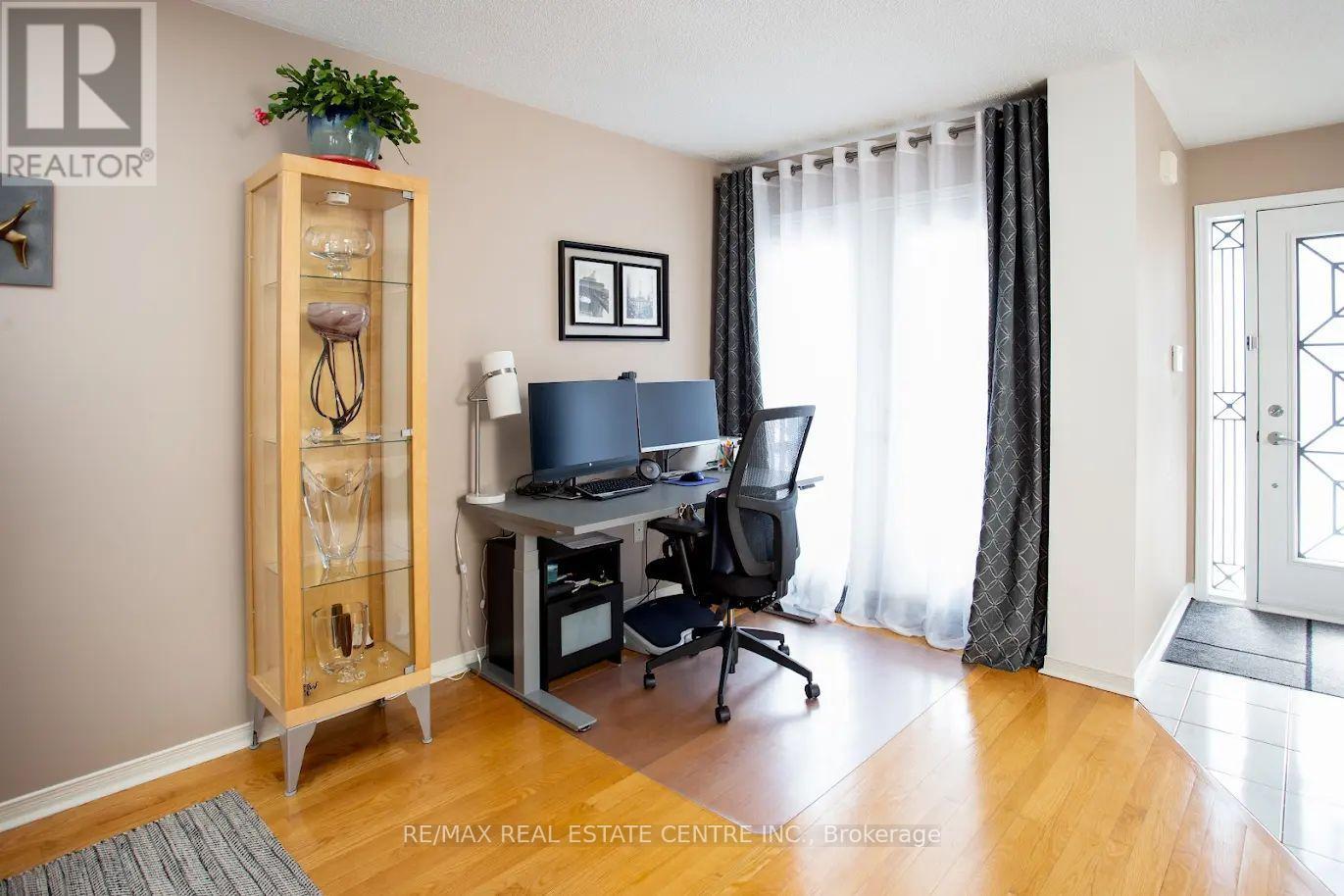 5525 Middleport Crescent, Mississauga, Ontario  L4Z 3S5 - Photo 7 - W12817560