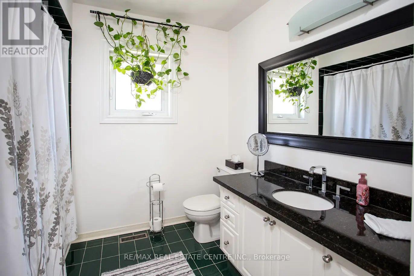 5525 Middleport Crescent, Mississauga, Ontario  L4Z 3S5 - Photo 25 - W12817560