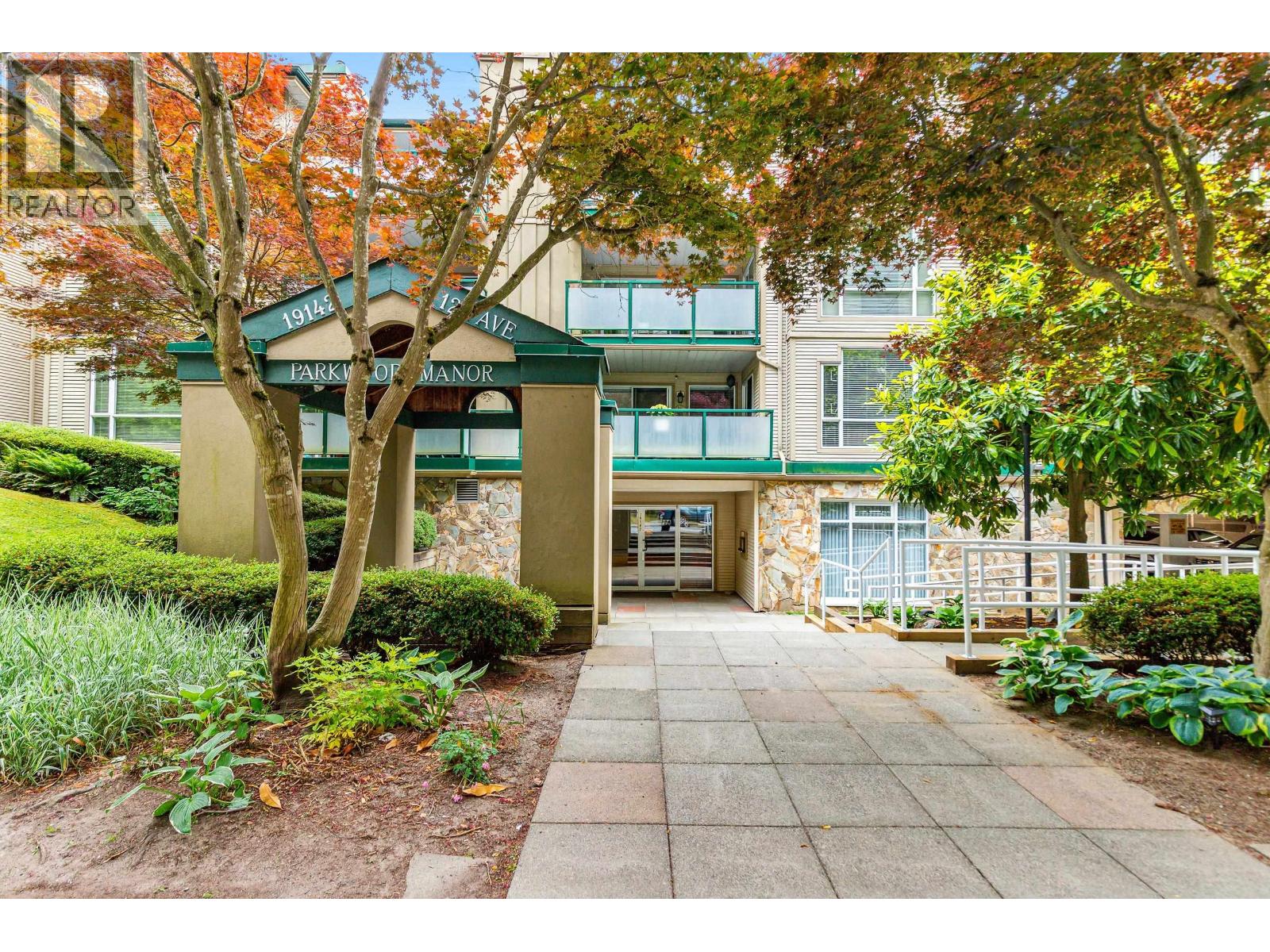 205 19142 122 Avenue, Pitt Meadows, British Columbia  V3Y 2P9 - Photo 1 - R3092821