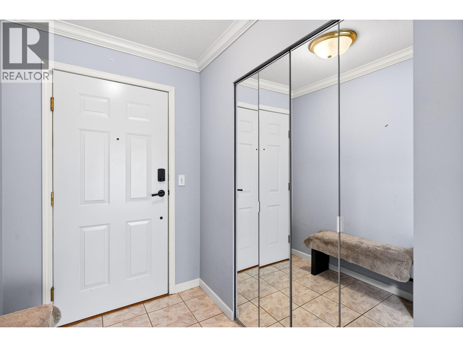 205 19142 122 Avenue, Pitt Meadows, British Columbia  V3Y 2P9 - Photo 3 - R3092821