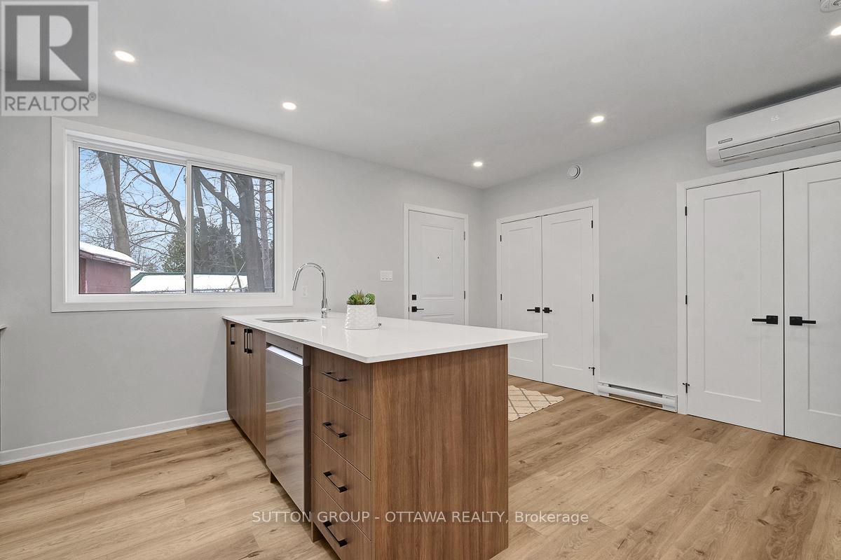 C - 2413 Ryan Drive, Ottawa, Ontario  K2C 1K9 - Photo 12 - X12817596