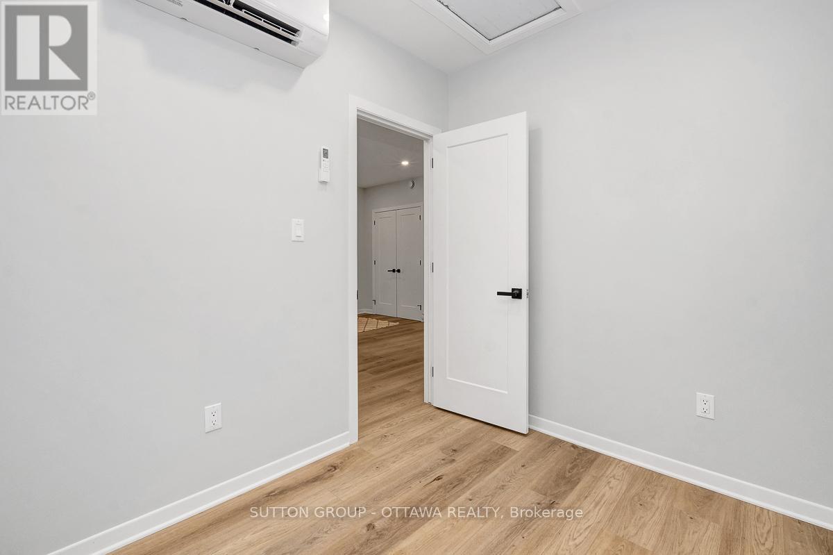 C - 2413 Ryan Drive, Ottawa, Ontario  K2C 1K9 - Photo 21 - X12817596