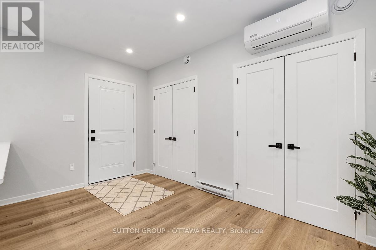 C - 2413 Ryan Drive, Ottawa, Ontario  K2C 1K9 - Photo 7 - X12817596