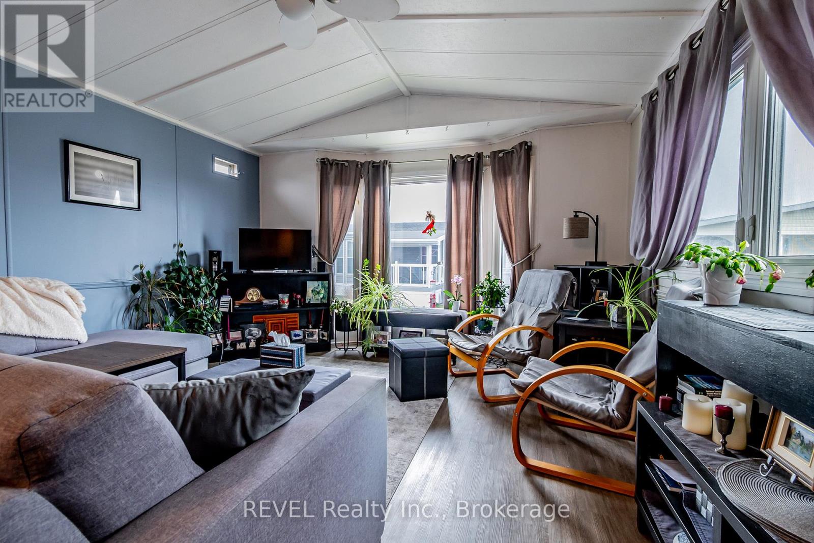 115 - 3033 Townline Road, Fort Erie, Ontario  L0S 1S1 - Photo 5 - X12817576