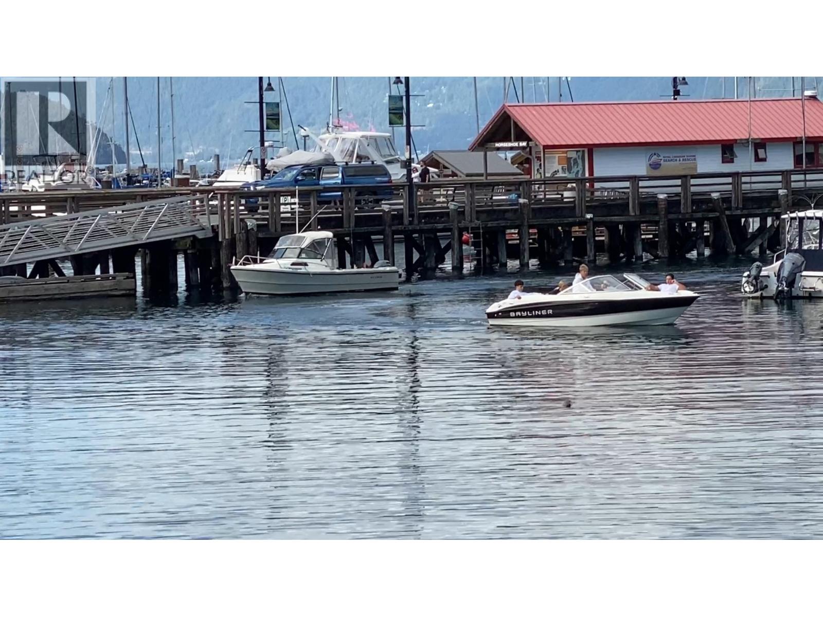 6388 Douglas Street, West Vancouver, British Columbia  V7W 2E9 - Photo 16 - R3093395