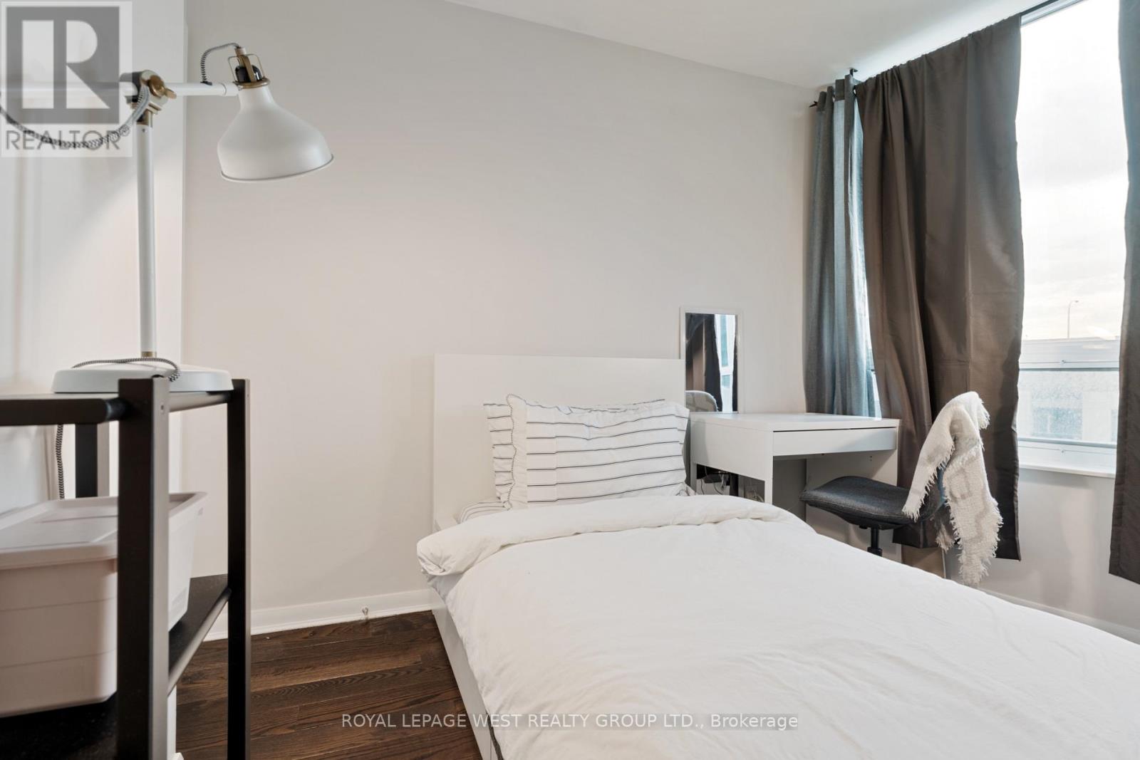 703 - 219 Fort York Boulevard, Toronto, Ontario  M5V 1B1 - Photo 13 - C12817598