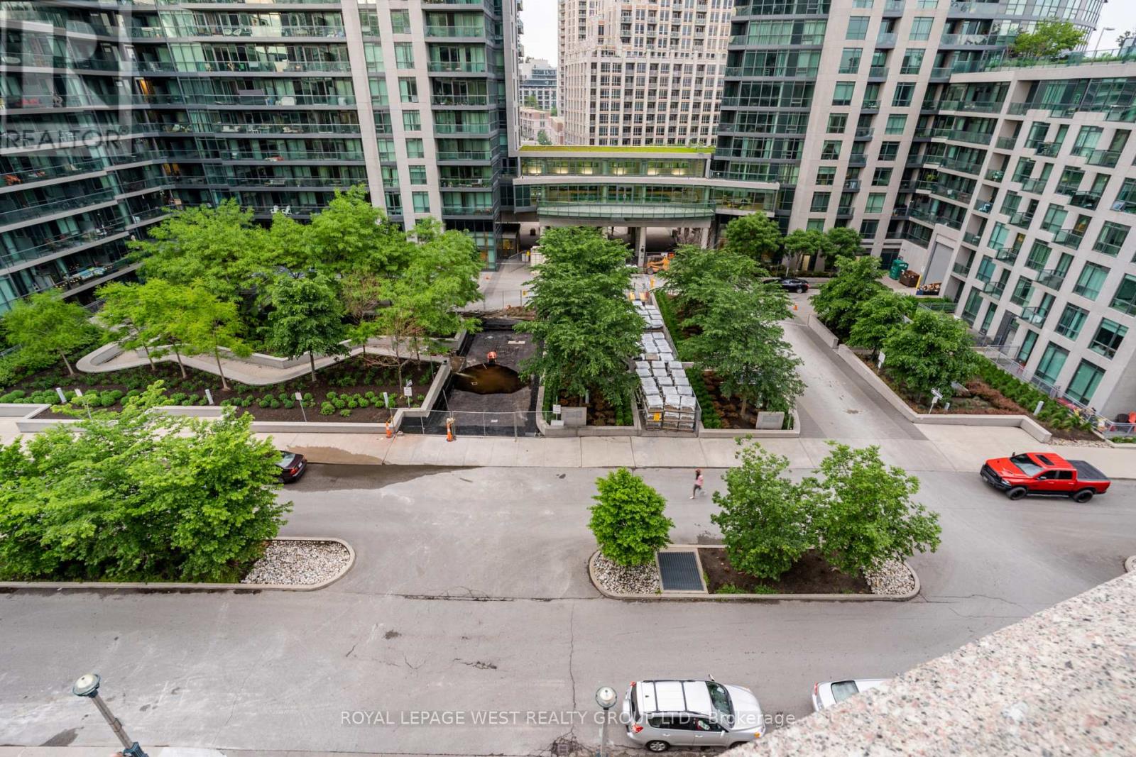 703 - 219 Fort York Boulevard, Toronto, Ontario  M5V 1B1 - Photo 27 - C12817598