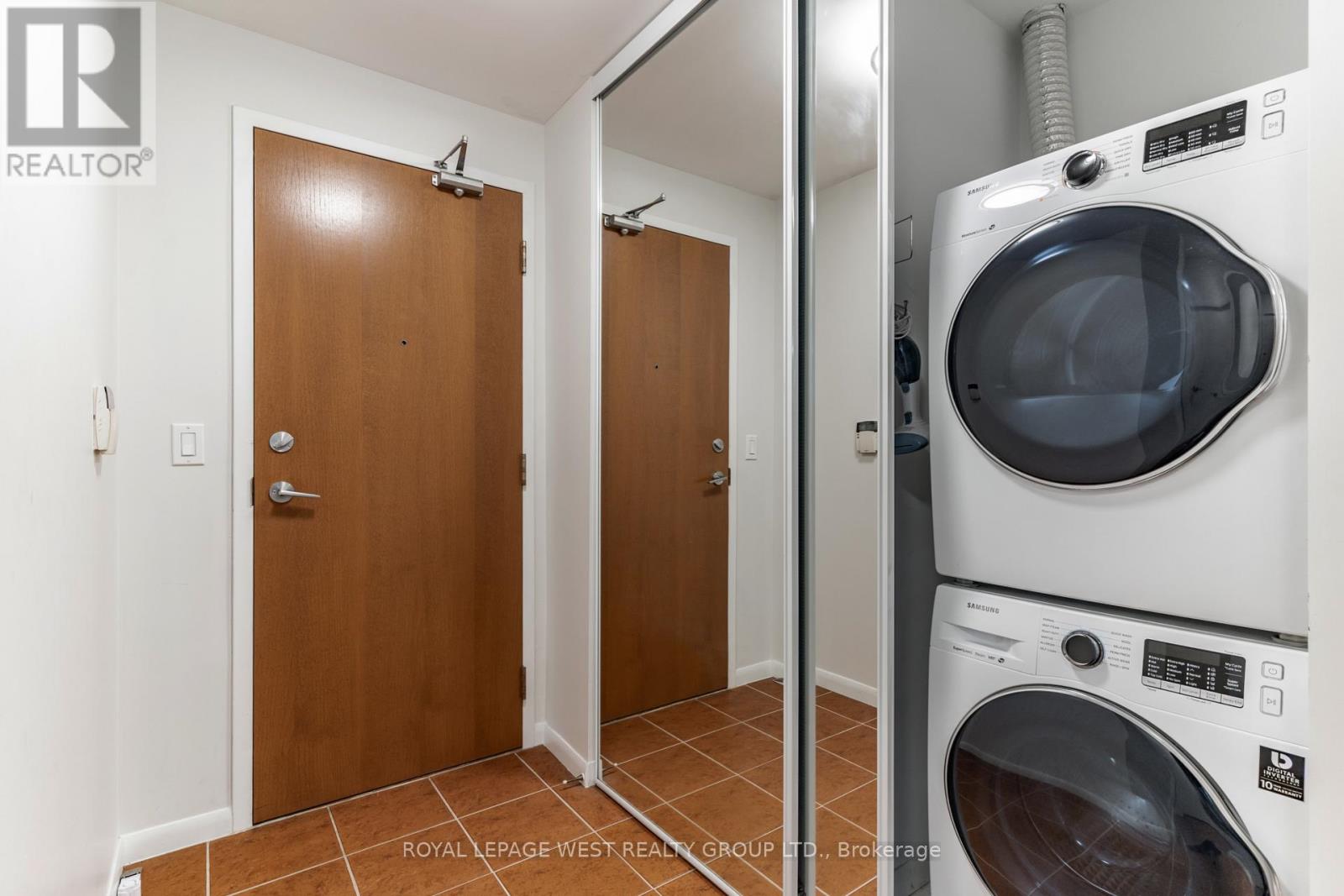 703 - 219 Fort York Boulevard, Toronto, Ontario  M5V 1B1 - Photo 29 - C12817598