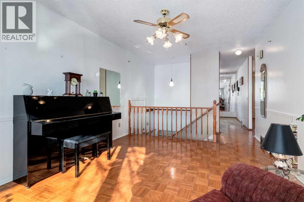 410 60 Avenue Ne, Calgary, Alberta  T2K 0L6 - Photo 5 - A2287854