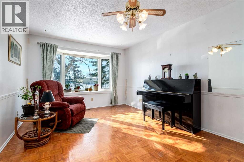 410 60 Avenue Ne, Calgary, Alberta  T2K 0L6 - Photo 4 - A2287854