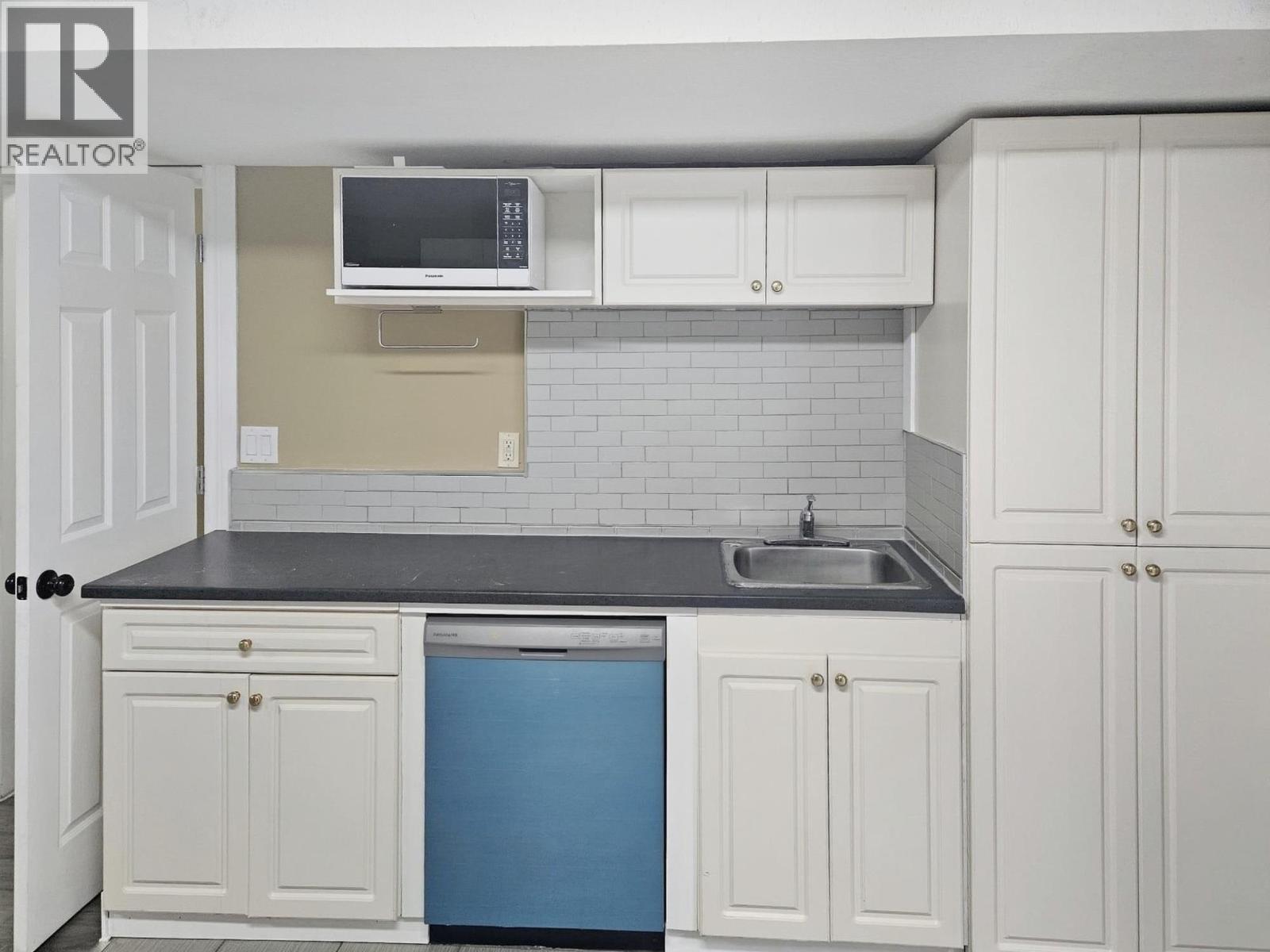 444 Azure Place, Kamloops, British Columbia  V2E 2R2 - Photo 40 - 10376579