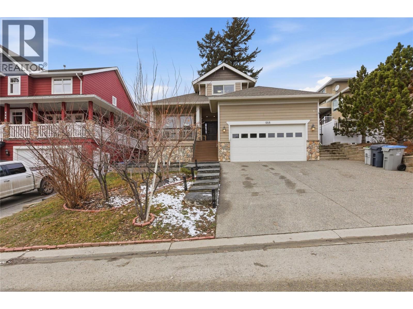 444 Azure Place, Kamloops, British Columbia  V2E 2R2 - Photo 5 - 10376579