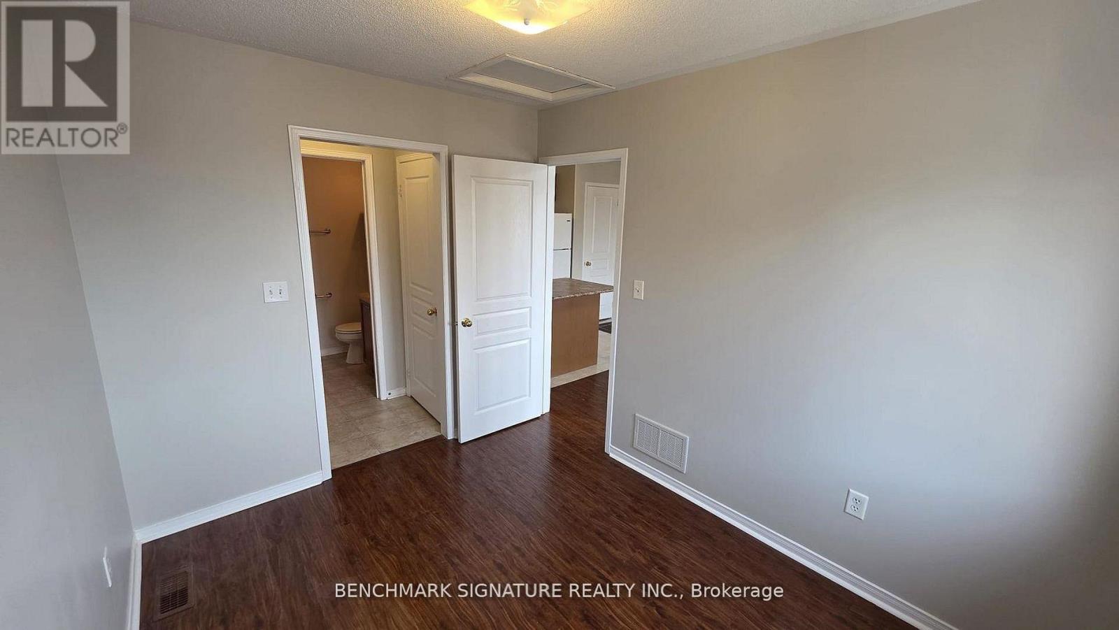 Rear Coach House - 676 Cornell Rouge Boulevard, Markham, Ontario  L6B 0P4 - Photo 17 - N12817574