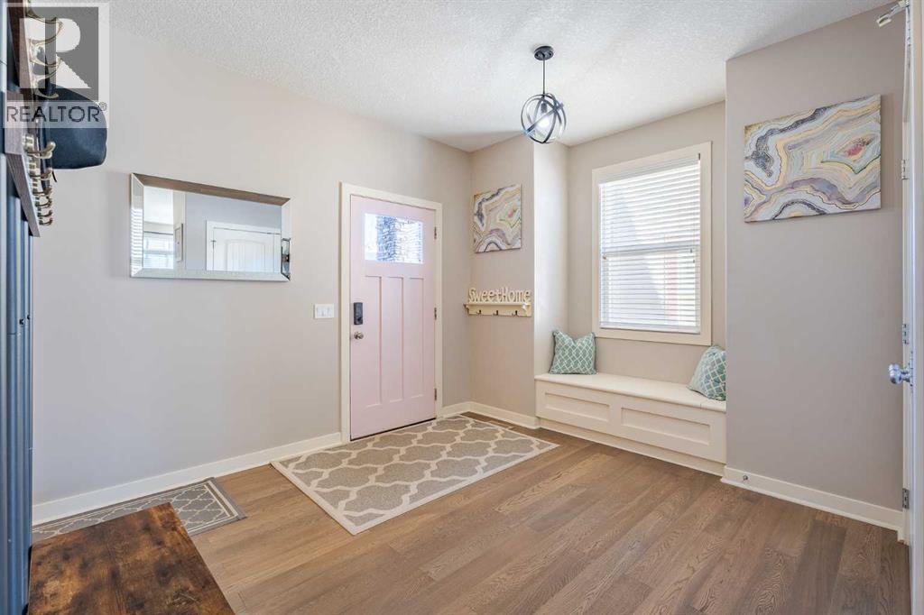 1709 Montgomery Park Se, High River, Alberta  T1V 0B8 - Photo 3 - A2284940