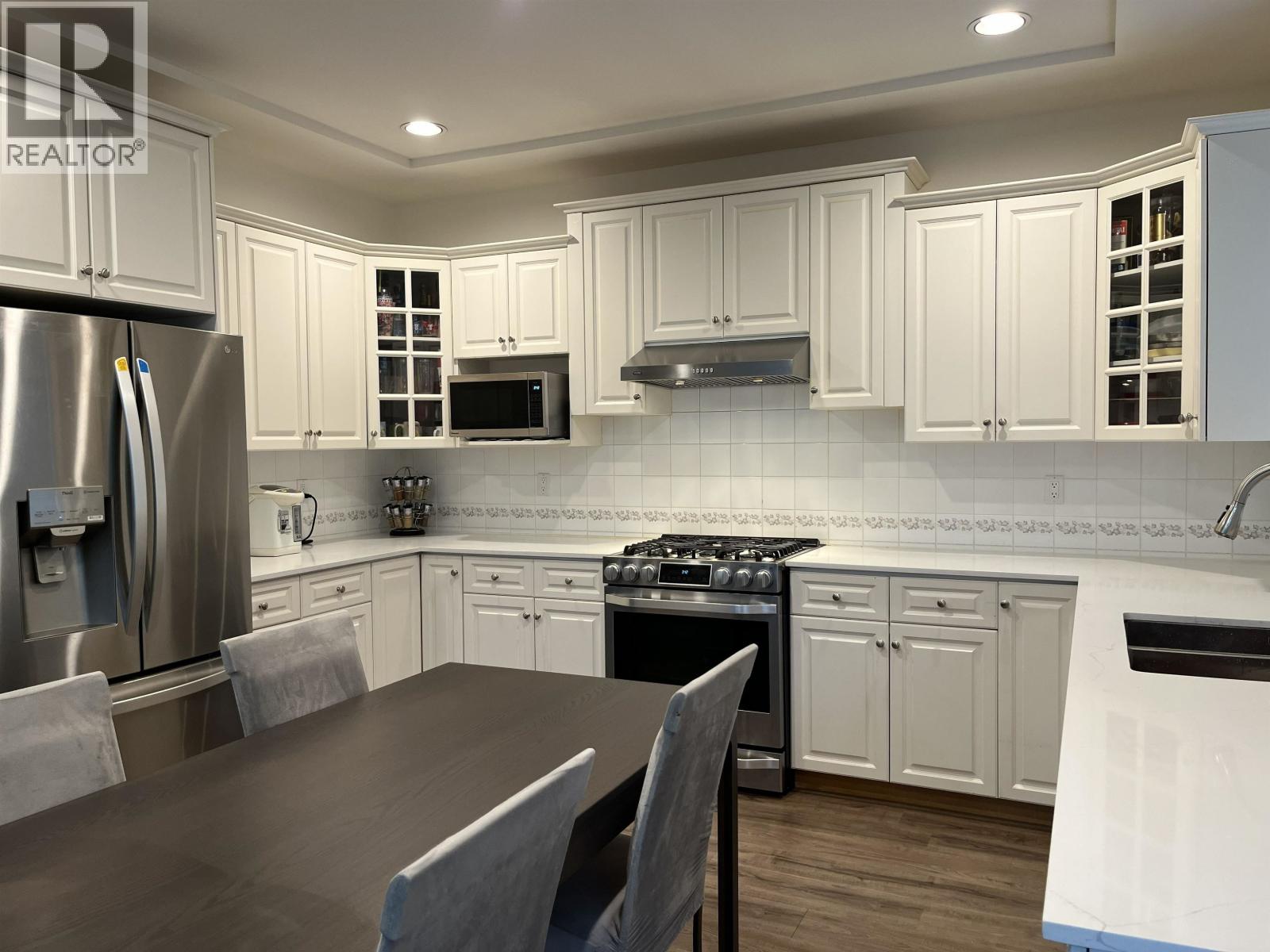 Listing Picture 11 of 30 : 6080 RICHARDS DRIVE, Richmond / 烈治文 - 魯藝地產 Yvonne Lu Group - MLS Medallion Club Member