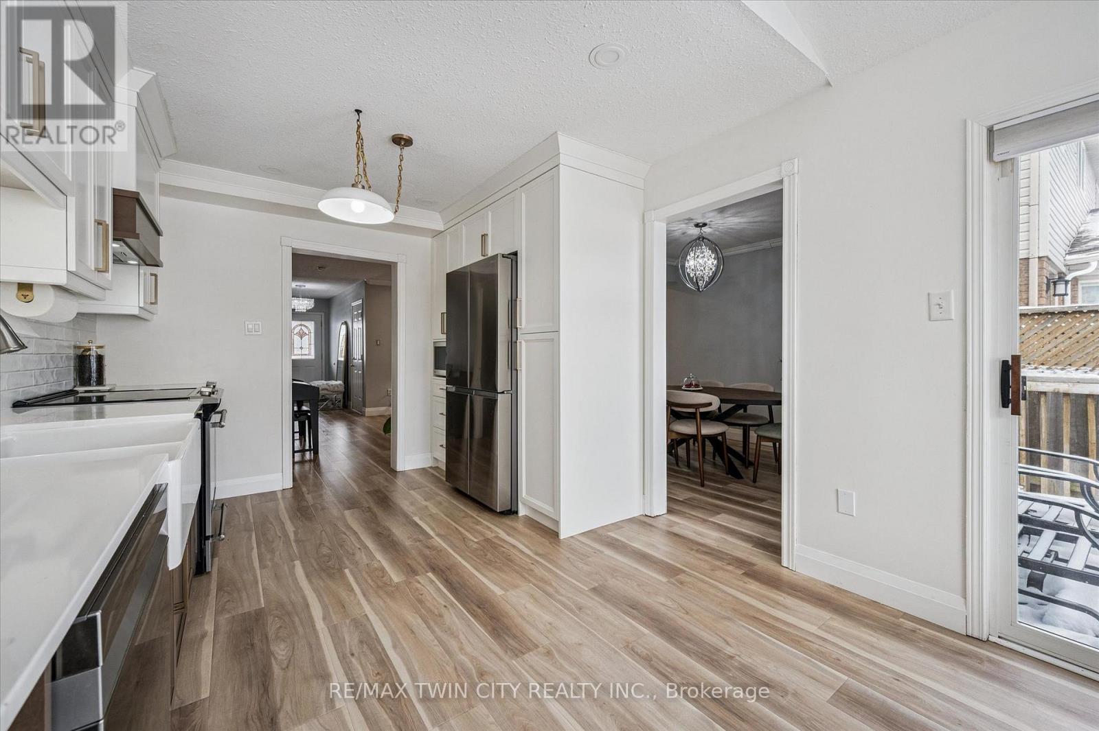 23 Whittaker Crescent, Cambridge, Ontario  N1T 1Z4 - Photo 12 - X12817580