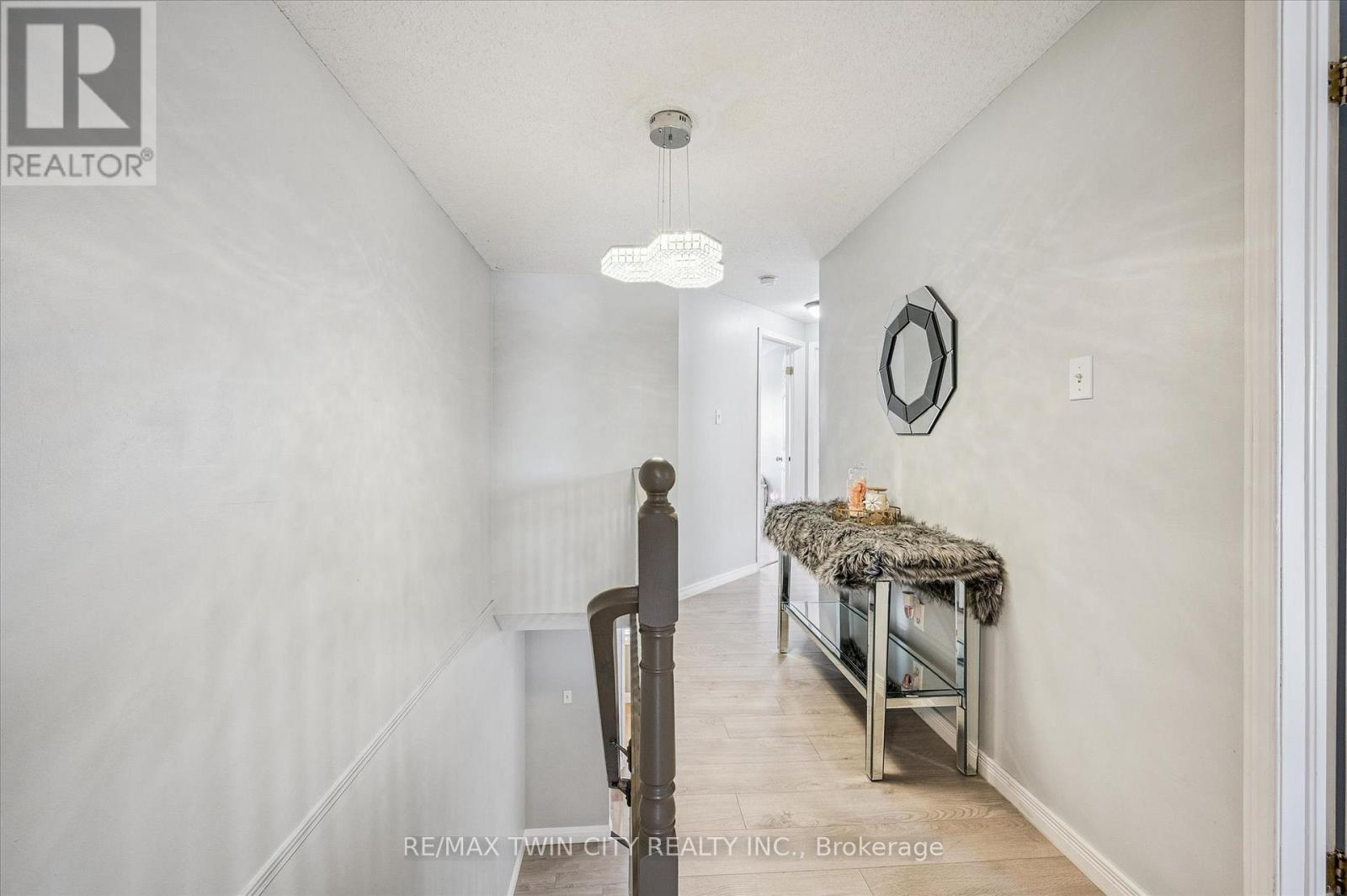 23 Whittaker Crescent, Cambridge, Ontario  N1T 1Z4 - Photo 16 - X12817580