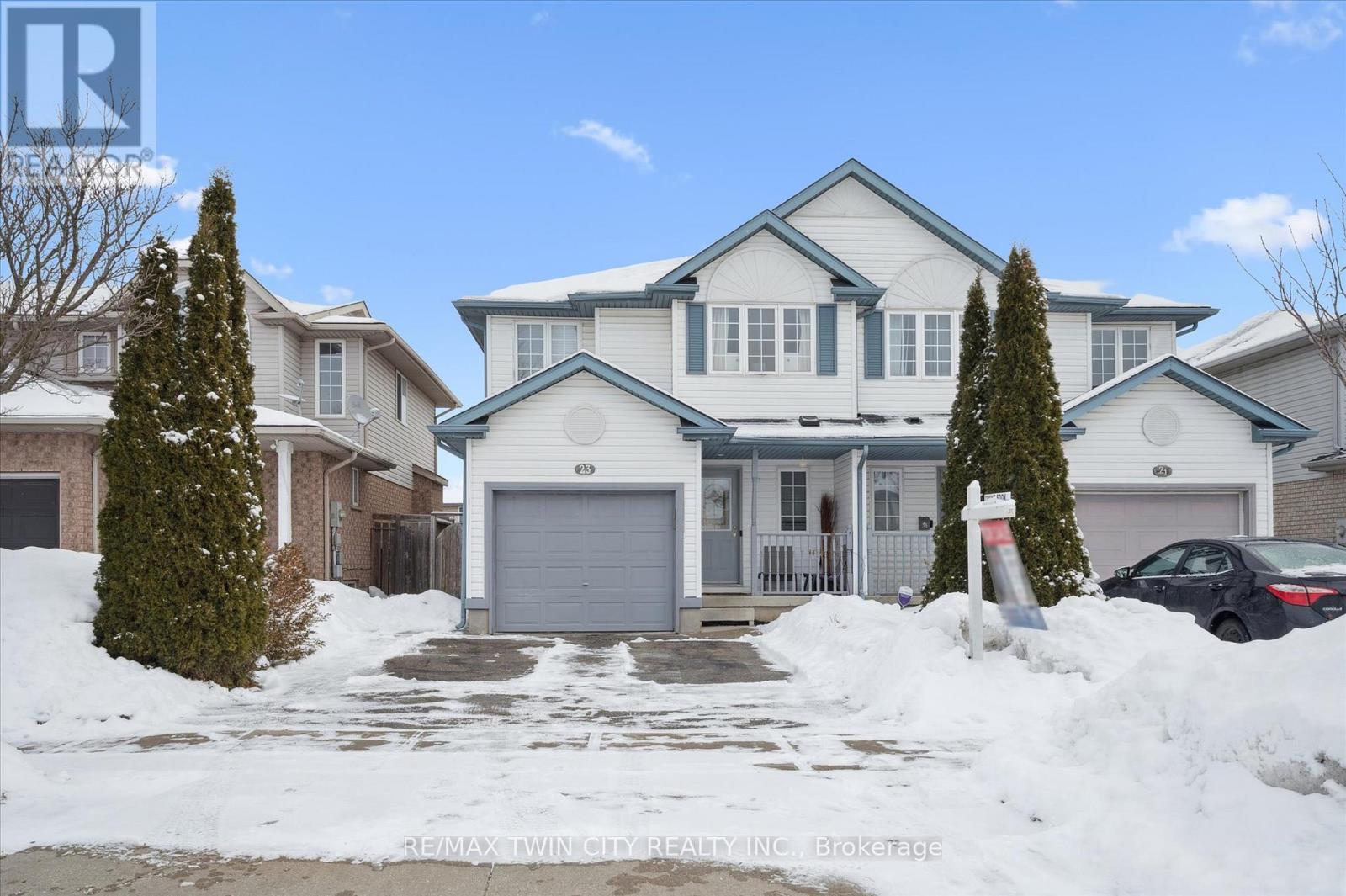 23 Whittaker Crescent, Cambridge, Ontario  N1T 1Z4 - Photo 4 - X12817580