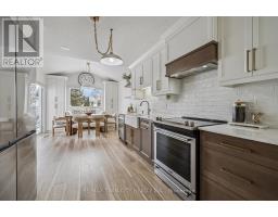 23 WHITTAKER CRESCENT, Cambridge, Ontario