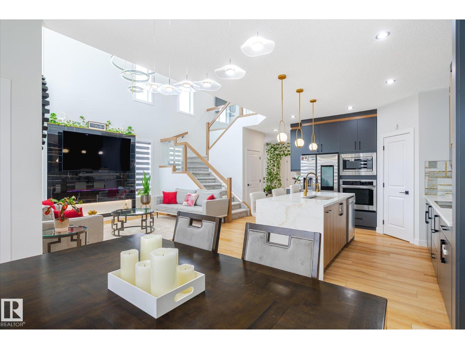 353 Roberts Wd, Leduc, Alberta  T9E 1P8 - Photo 2 - E4474741