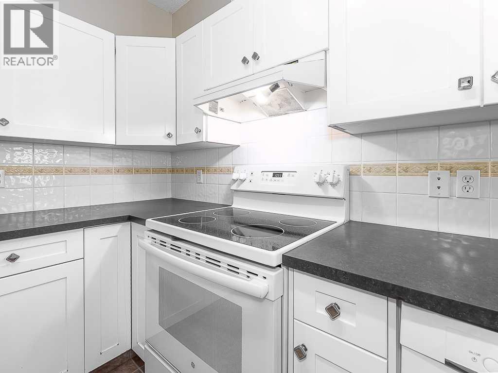 601, 39 Hidden Creek Place Nw, Calgary, Alberta  T3A 6B9 - Photo 6 - A2288433