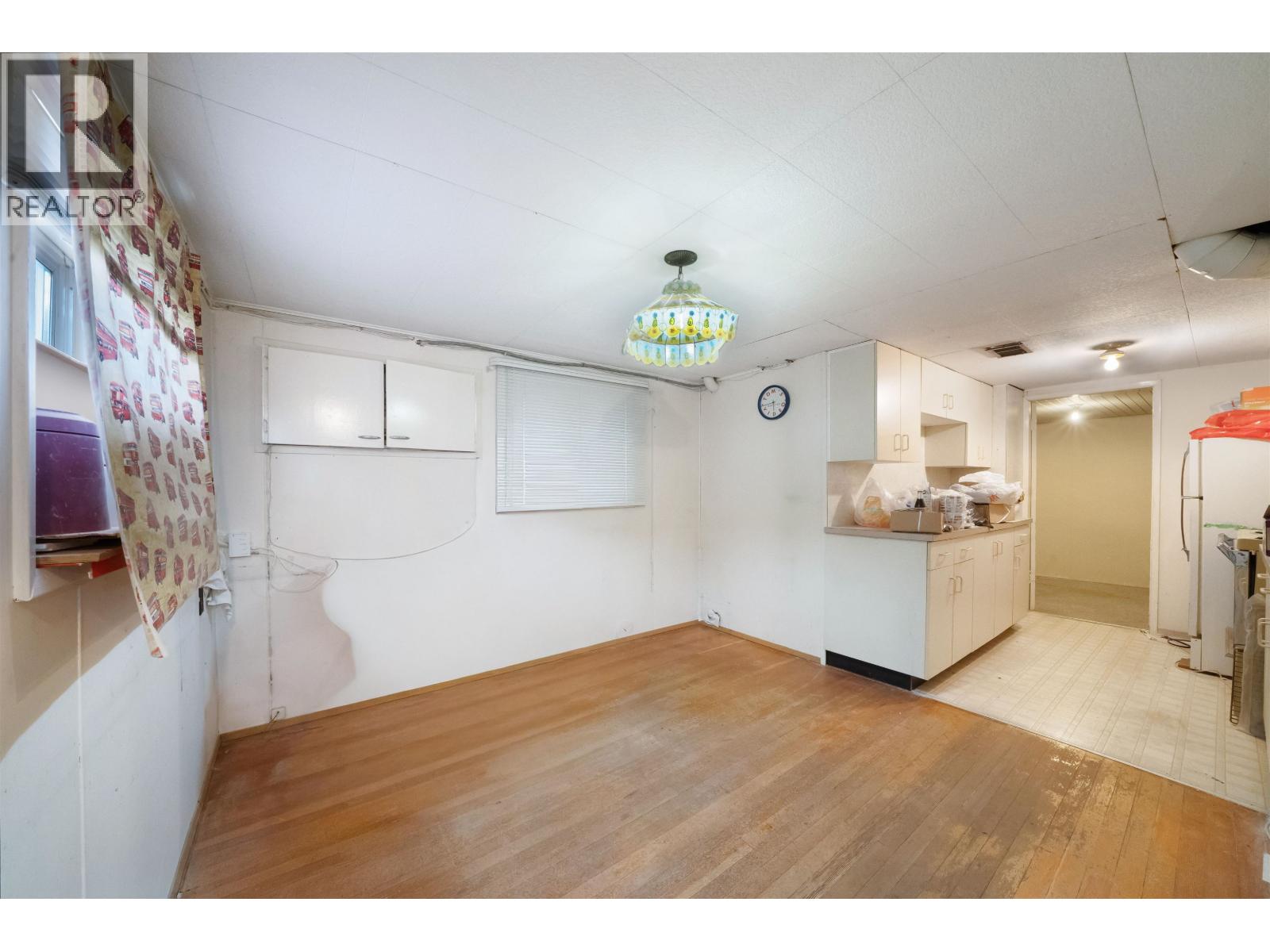 Listing Picture 8 of 10 : 2616 VENABLES STREET, Vancouver / 溫哥華 - 魯藝地產 Yvonne Lu Group - MLS Medallion Club Member