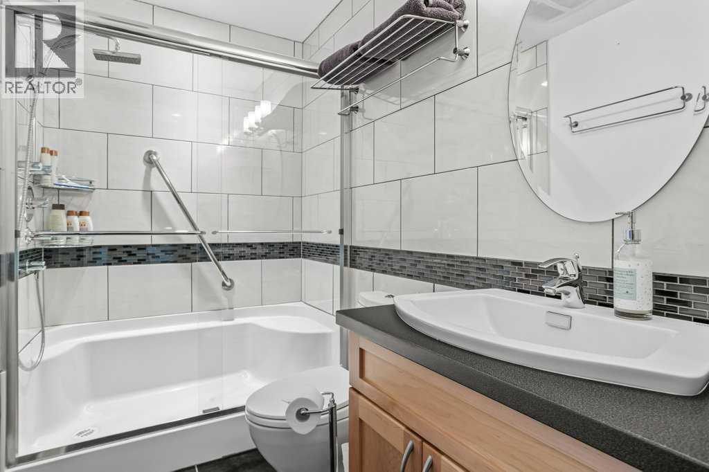 319 Hoodoo Crescent, Canmore, Alberta  T1W 1A8 - Photo 22 - A2257934