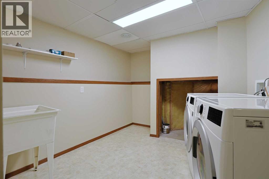 19 Sunridge Crescent Nw, Airdrie, Alberta  T4B 2G6 - Photo 23 - A2282964