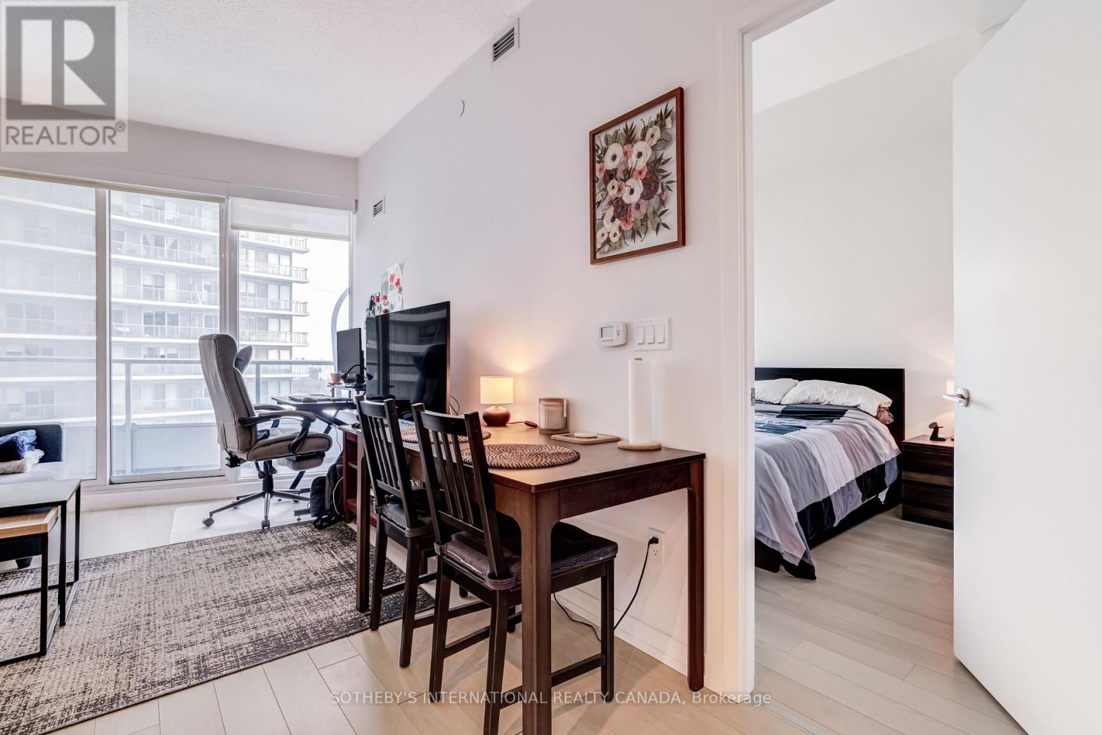 1906 - 115 Mcmahon Drive, Toronto, Ontario  M2K 0E3 - Photo 6 - C12817618