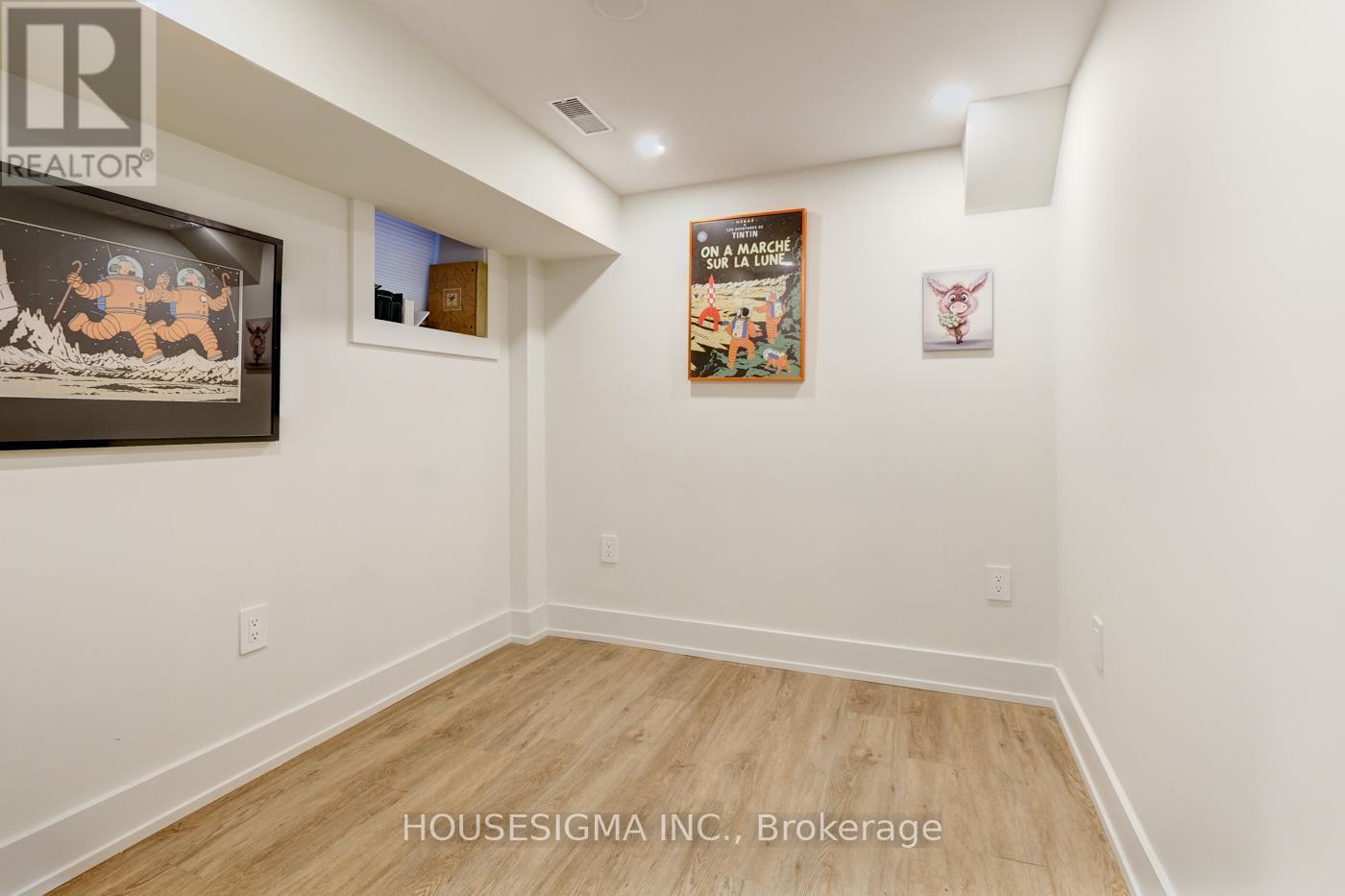 Lower - 274 Roxton Road, Toronto, Ontario  M6G 3P9 - Photo 9 - C12817632