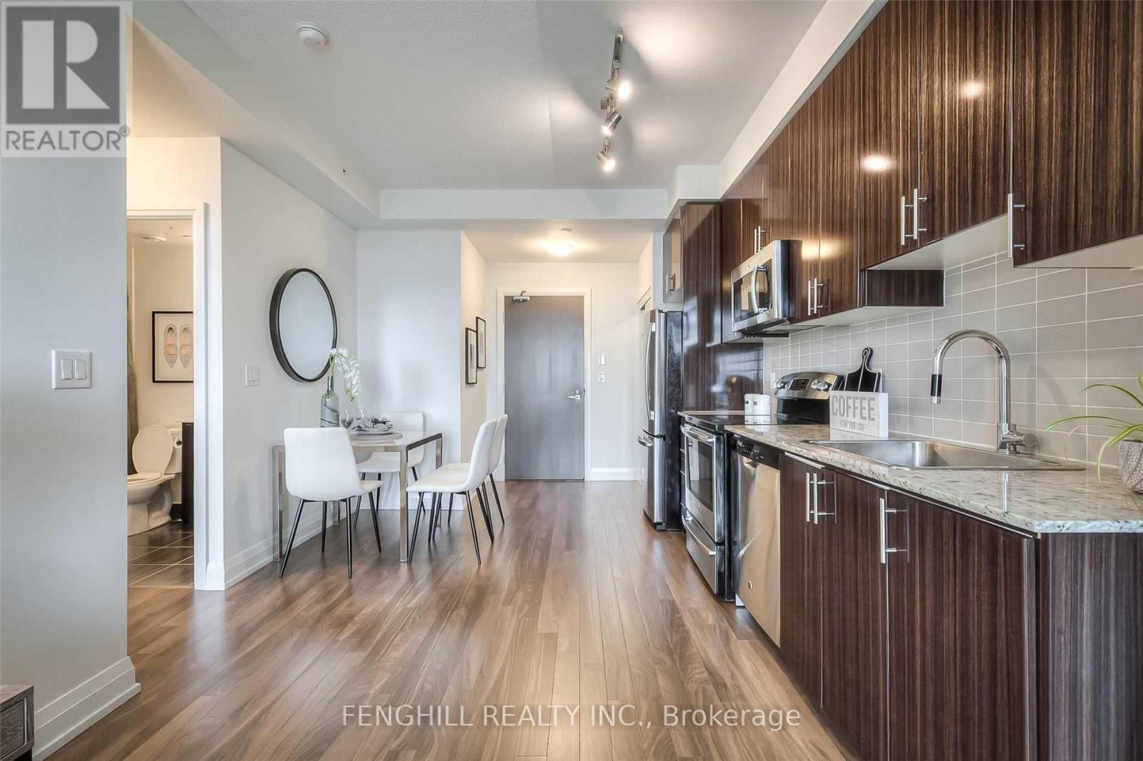 1811 - 7171 Yonge Street, Markham, Ontario  L3T 0C5 - Photo 4 - N12817606