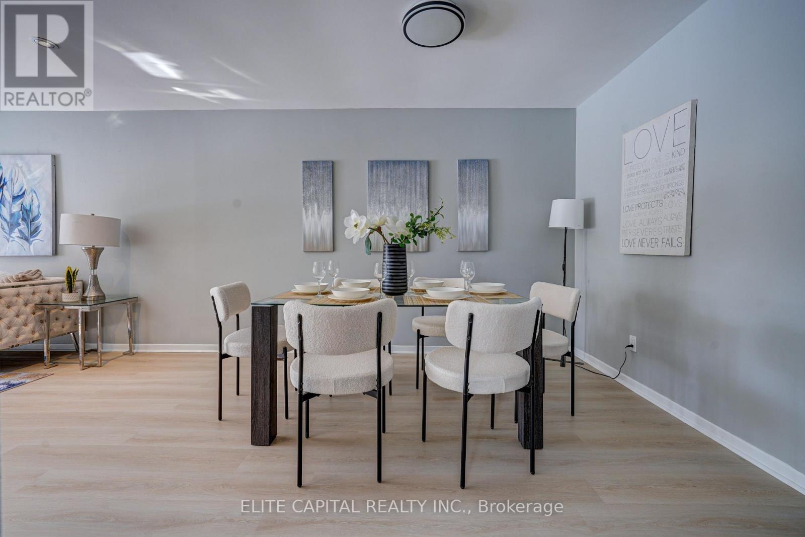 9 Snowshoe Crescent, Markham, Ontario  L3T 4M5 - Photo 3 - N12817620