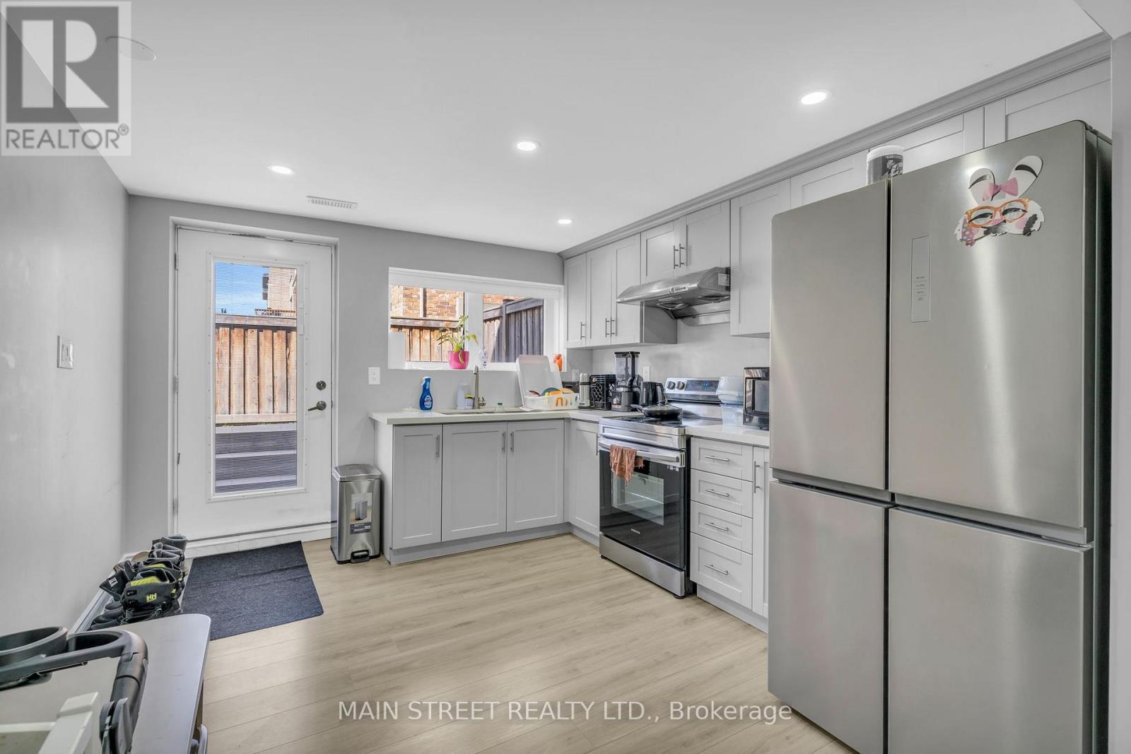 6 Leaden Hall Drive, East Gwillimbury, Ontario  L0G 1R0 - Photo 28 - N12817624