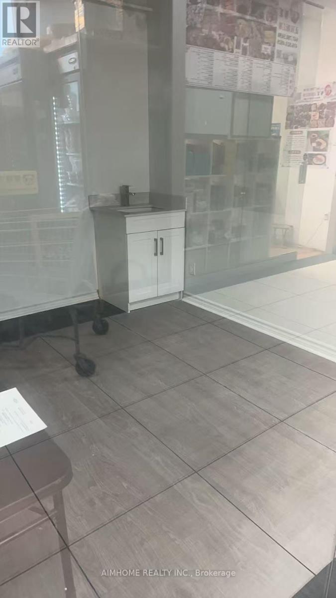 2612 - 8339 Kennedy Road, Markham, Ontario  L3R 5T5 - Photo 7 - N12817634