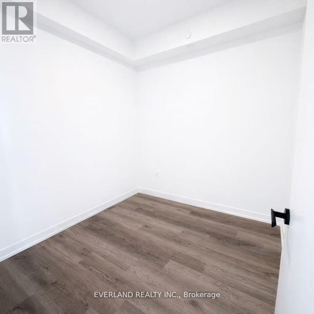 4610 - 8 Interchange Way, Vaughan, Ontario  L4K 0R2 - Photo 11 - N12817644