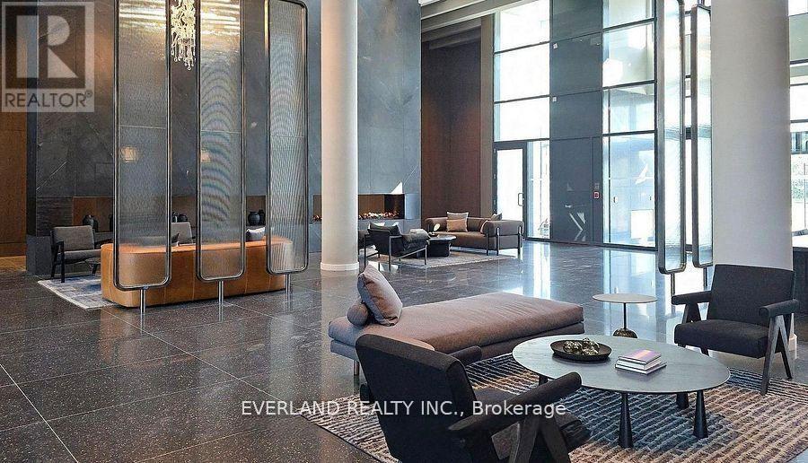 4610 - 8 Interchange Way, Vaughan, Ontario  L4K 0R2 - Photo 3 - N12817644