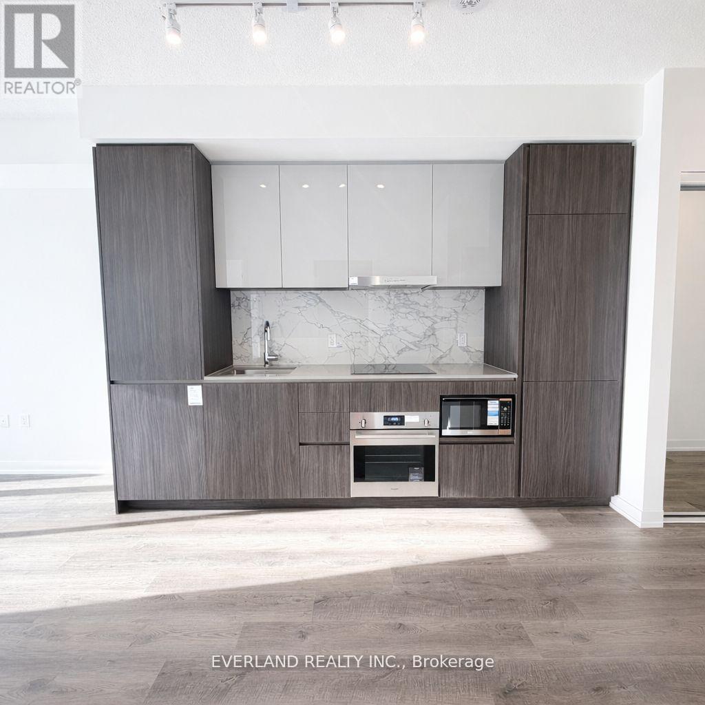 4610 - 8 Interchange Way, Vaughan, Ontario  L4K 0R2 - Photo 5 - N12817644