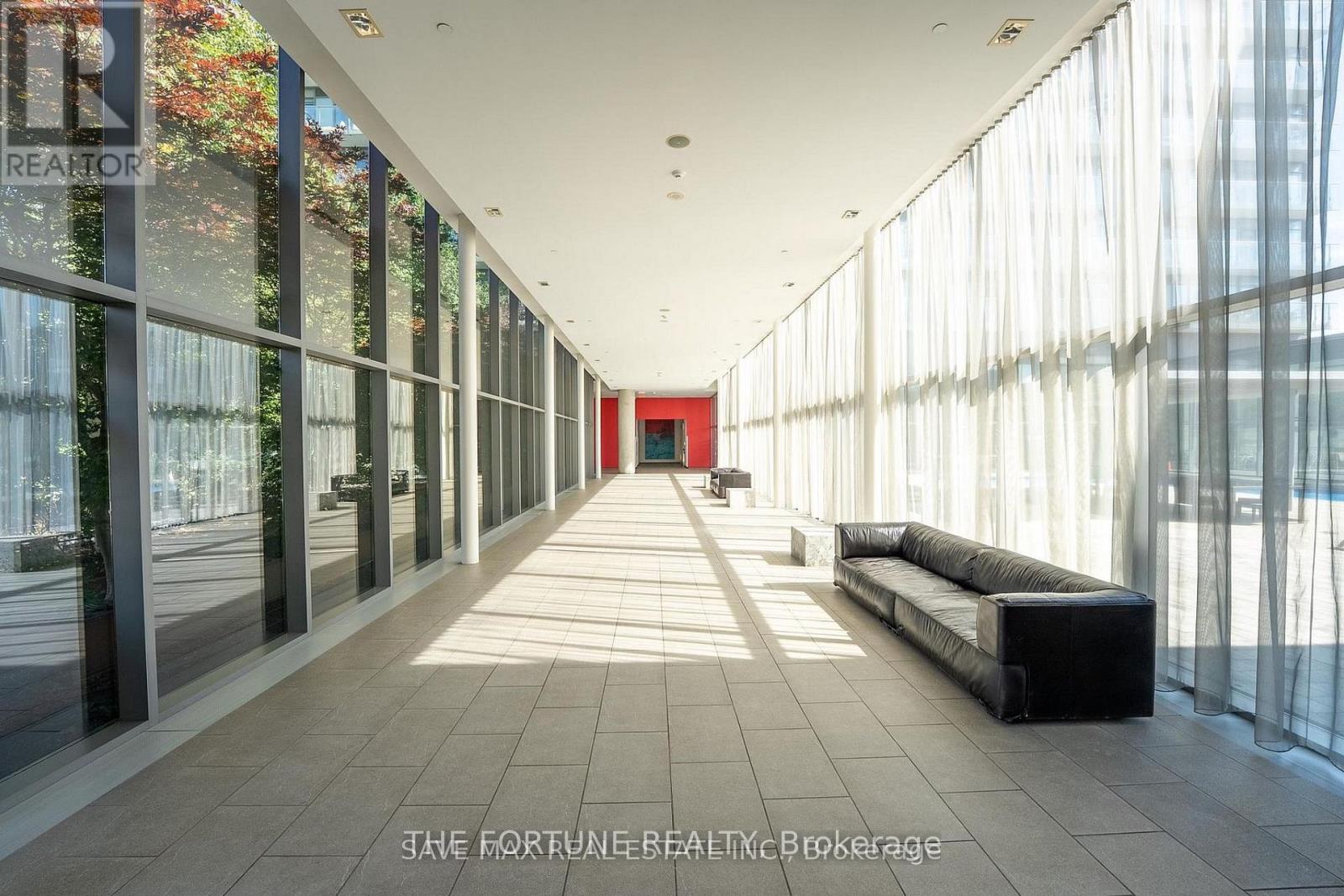 1712 - 103 The Queensway, Toronto, Ontario  M6S 5B3 - Photo 3 - W12817610