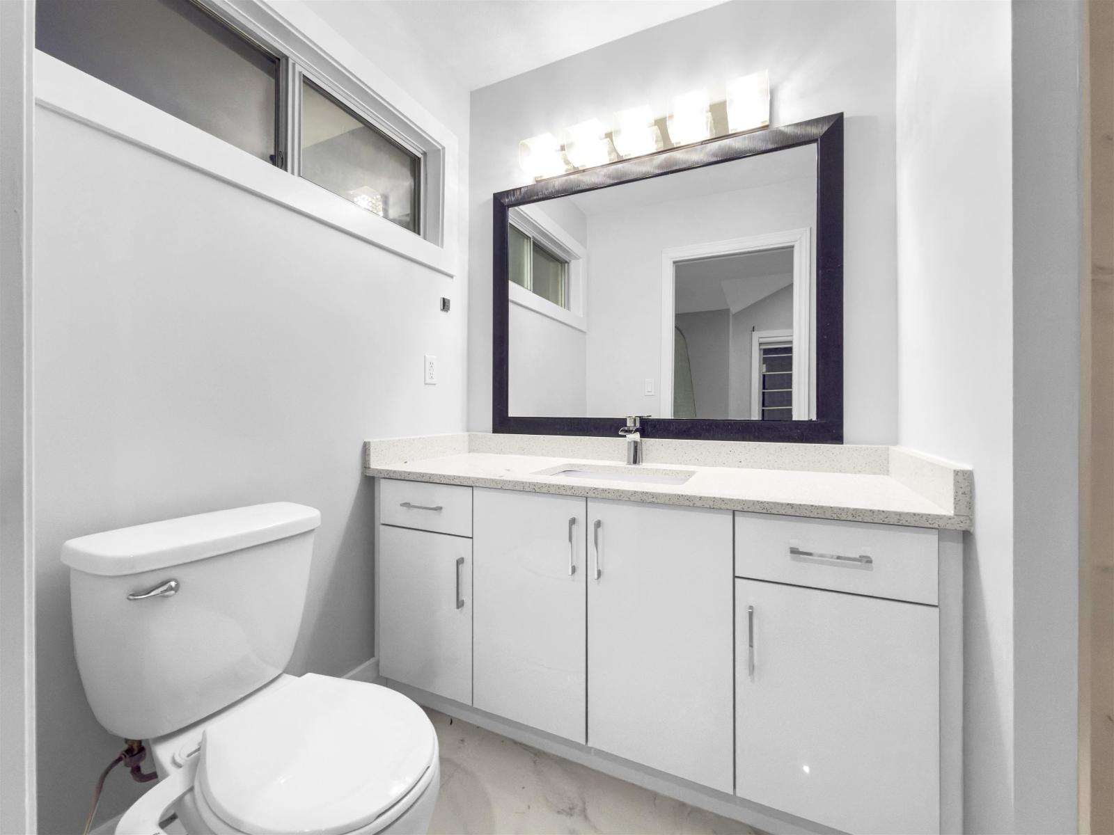 15335 111 Avenue, Surrey, British Columbia  V3R 9H7 - Photo 12 - R3093134