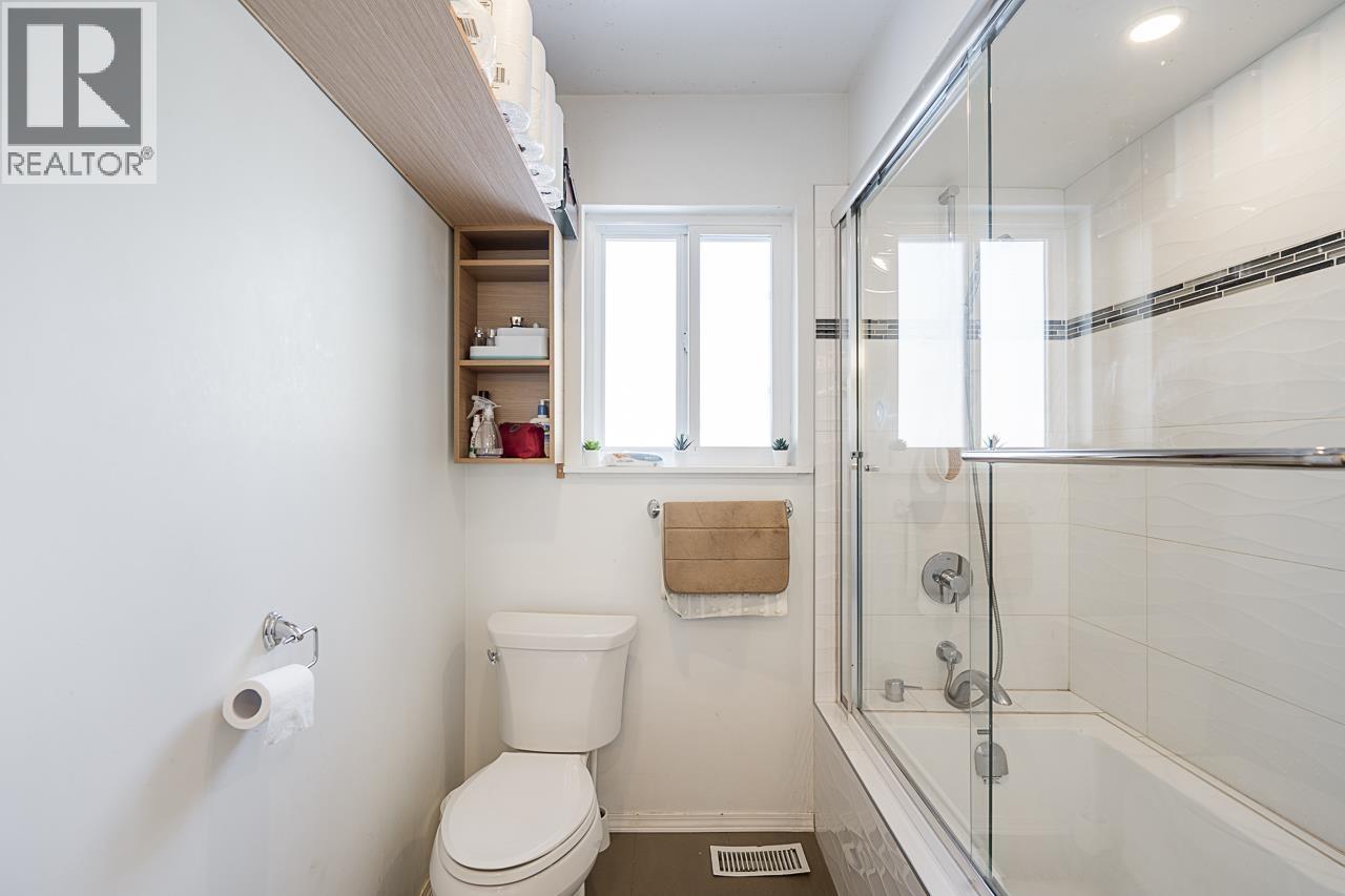 2057 Lorraine Avenue, Coquitlam, British Columbia  V3K 2M7 - Photo 12 - R3092863