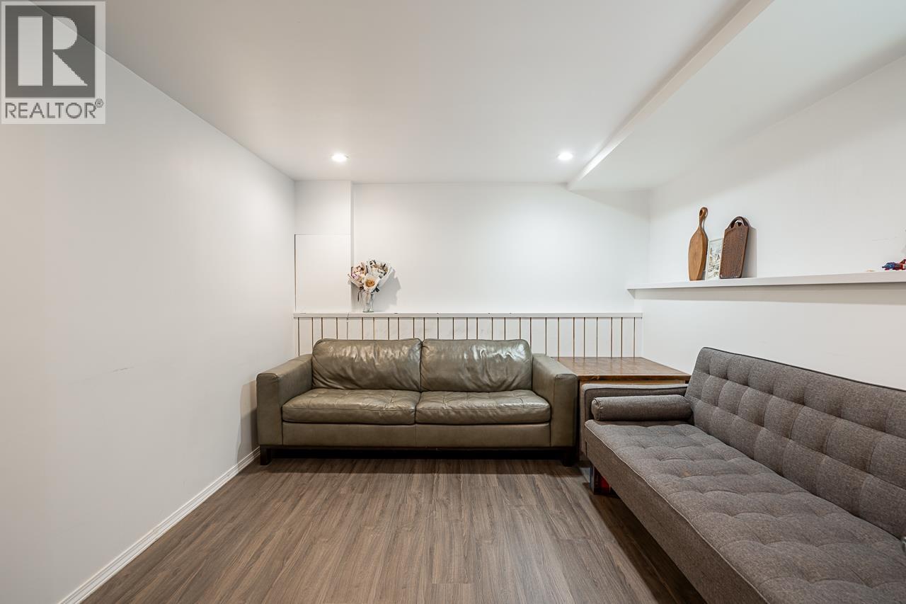 2057 Lorraine Avenue, Coquitlam, British Columbia  V3K 2M7 - Photo 15 - R3092863