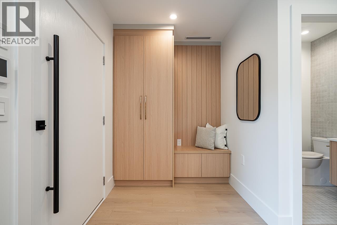 1 1816 E 3rd Avenue, Vancouver, British Columbia  V5N 1H2 - Photo 6 - R3093372